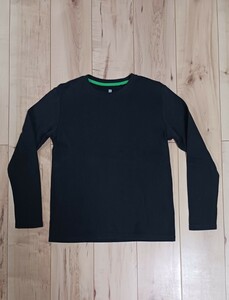 送料無料　ユニクロ　ソフトタッチクルーネックT　長袖　150　黒　無地　Tシャツ　綿100%　UNIQLO　キッズ　