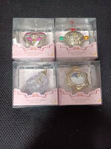 Miniaturely Tablet Sailor Moon　4　ミニチュアリー タブレット　セーラームーン　4　全4種セット　BANDAI　未開封品