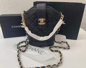 新品未使用　希少　シャネル　ノベルティ　CHANEL ショルダーバッグ　ミニバッグ　ゴールドチェーン　斜め掛け　ブラック　黒　　可愛い