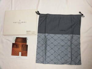 新品★トラサルディ/TRUSSARDI★ランドリーバッグ ケース 袋 旅行 巾着袋 1枚　★グレー 