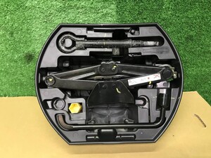 H27年 管0880 ABA-A94HM01 プジョー2008 右ハンドル 7KM　車載工具セット