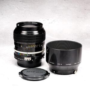 フード付き【美品】動作◎ ニコン Ai Nikkor 105mm F2.5 50 中望遠　オールドレンズ　単焦点　nikon ポートレート