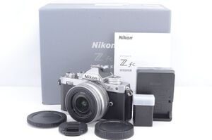 美品★Nikon ニコン Z fc レンズキット シルバー NIKKOR Z DX 16-50mm f/3.5-6.3 VR ミラーレス一眼カメラ★元箱付き R3199