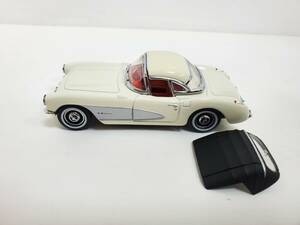 ☆MATCHBOX マッチボックス 1957 シボレーコルベット 1/43 ミニカー☆