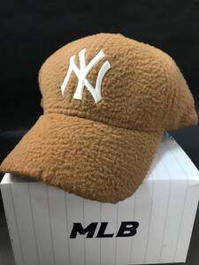 MLBハイエンドアパレルラインNYヤンキースロゴウインターファーベルトバックキャップBR