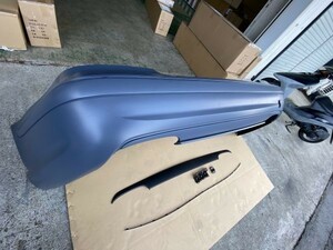 【現品限り】W211 後期E63LOOK リアバンパー リアディフューザー 社外品 メルセデスベンツ 台湾製　　