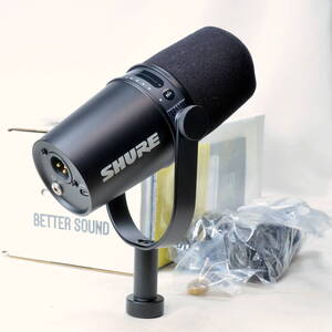 【A】Shure MV7 美品 使用感無し 本物 USBマイク カプセル緑線とノイトリックコネクタで真贋鑑定 ダイナミックマイク 送料1000円か無料