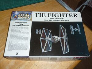 1/72　タイ・ファイター　ファインモールド　スターウォーズ STAR WARS TIE FIGHTER