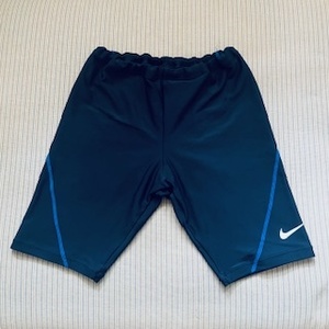 【ナイキ】水着　Size/ M(150)　ネイビー　スイミング　水泳授業　145-155cm　NIKE