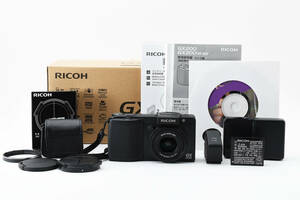 ★動作品 美品★　RICOH GX200　ブラック　元箱　バッテリ　チャージャ　CD　取説　VF-1 自動開閉キャップ付　#75