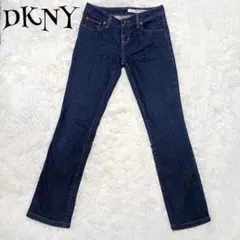 DKNY ディーケーエヌワイ デニム ジーンズ ジーパン