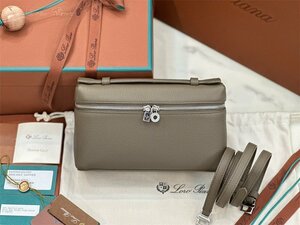 (ロロ・ピアーナ)Loro piana Extra Pocket エクストラ ポケット ポーチ L19 /グレインド カーフスキン カーキ