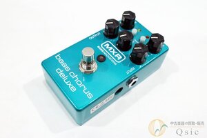 [極美品] MXR M83 Bass Chorus Deluxe ベースらしさを残しながら100Hz以上の帯域のみコーラスをかけることが可能 [VK119]