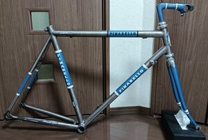 ピナレロ PINARELLO チタン ロード Titan road フレーム レア ホリゾンタル チタニオ ヴィンテージ クロモリ 再塗装 おまけスレッドステム