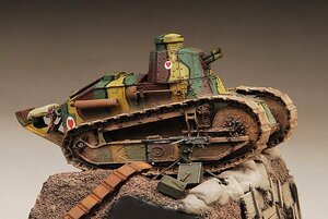 維1/35フランス軽戦車　FT-17 情景完成品B333