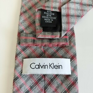 カルバンクライン（Calvin Klein)グレー赤チェックネクタイ