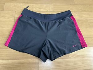 ナイキ　ショートパンツ レディース　サイズL ボトムス スポーツウェア　ランニングパンツ 短パン　NIKE