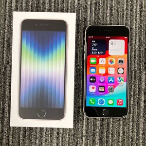 166【中古】iPhone SE 第3世代 64GB スターライト　89％　白　 SIMフリー　シムフリー　Apple iPhone SE3　350737731461573