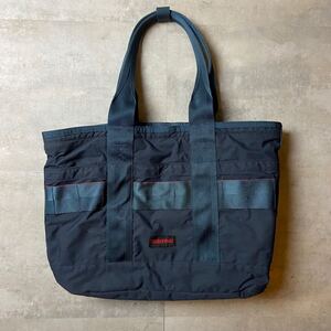 BRIEFING ブリーフィング DISCRETE TOTE ネイビートートバッグ ハンドバッグ TOTE ナイロン リップストップ 