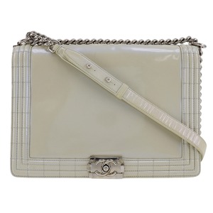 CHANEL シャネル チェーンショルダー ボーイシャネル ショルダーバッグ エナメル レディース【I131824151】中古