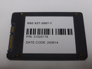 SSD SATA 2.5inch 2048GB(2TB) 電源投入回数4回 使用時間0時間 正常100%判定 S2T-25ST-7 中古品です④