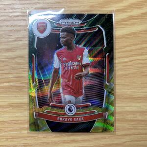 2021-22 Panini Prizm Premier League Bukayo Saka green yellow wave