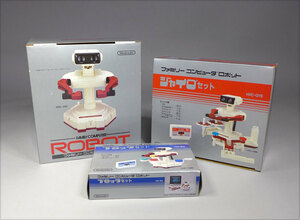 ●任天堂 ファミコン　ROBOTロボット　ブロック・ジャイロセット　3箱　昭和レトロ！