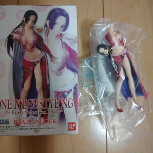 ワンピース ONE PIECE STYLING ~Girls Selection 2nd~ ボアハンコック 外箱開封 フィギュア未開封品