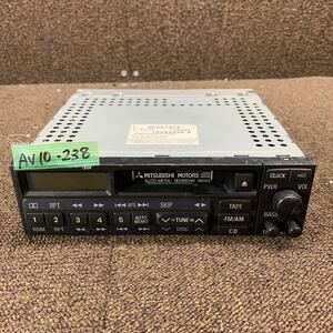 AV10-238 激安 カーステレオ MITSUBISHI MC887978 RL-2J74C カセットデッキ FM/AM オーディオ 通電未確認 ジャンク