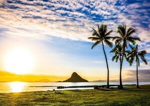 ハワイ オアフ島の夕陽とチャイナマンズ・ハット モリコイ カハナ 無人島 海 山 壁紙ポスター 特大A1版830×585mm はがせるシール式 031A1