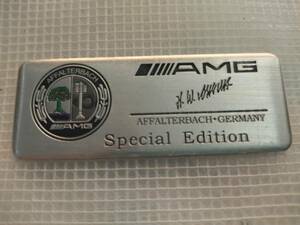 【送料無料】AMG Special Edition　エンブレムプレート シルバー(ツリー色あり版)　縦3.2cm×横8㎝　メルセデスベンツ　