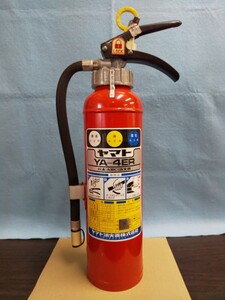 【使用期限切れ】粉末(ABC)消火器 ヤマト消火器 YA-4ER 1983年製 八王子引き取りOK①