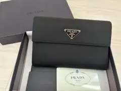 PRADA プラダ　三つ折り財布