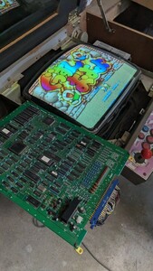 IREM社製　アーケードゲーム基板　「ぐっすんおよよ」　中古品　JAMMA規格