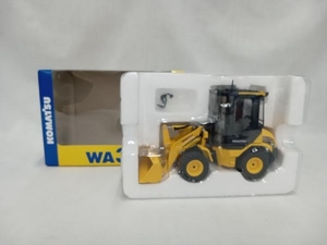 KOMATSU WA30 Wheel Loader 1/32