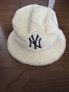 JOURNAL STANDARD NEW ERA / 別注 POLARTEC HIGH LOFT Bucket NY Yankees　ハット