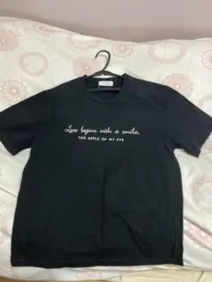 黒Tシャツ/ロゴ入り