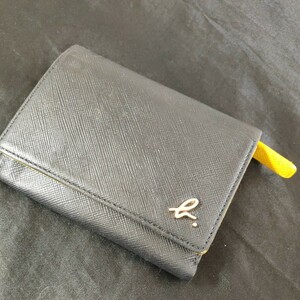 アニエスベー agnes b. 3つ折り財布 中古品 色ブラック カード 小銭入れ EW13B-01 全国発送 ブランド品 ファッション 財布