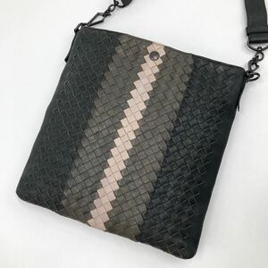 定価25万!!【極美品】ボッテガヴェネタ BOTTEGA VENETA ショルダーバッグ サコッシュ イントレチャート レザー 斜め掛け 黒 メンズビジネス