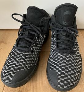 美品 ナイキ Nike KD Trey 5 VIII CK2090 003 Black White 10.5インチ 28.5cm ブラック ホワイト 黒 白 USED