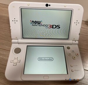 Nintendo 任天堂 Newニンテンドー3DS LL RED-001 RED-S-JPN-CO 本体のみ 白 裏面カバー割れ有 動作確認済 初期化済 中古 現状品 画像の通り