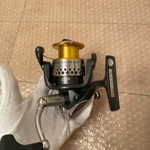 シマノ SHIMANO 09レアニウム CI4 4000 RARENIUM シーバス ショアジギング 釣り堀 ちょい投げ 万能な1台です。エンドキャップカスタム