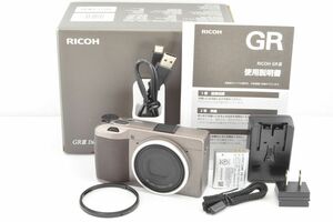 ほぼ新品★RICOH リコー GR III Diary Edition メタリックウォームグレー APS-Cサイズ コンパクトデジタルカメラ★元箱付き R2262