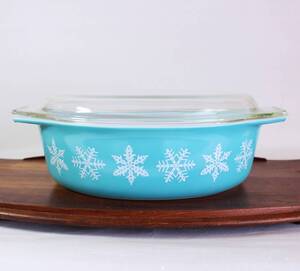 【送料無料】■ パイレックス Pyrex ブルー スノーフレーク キャセロール 蓋付 オーバルキャセロール ヴィンテージ アメリカ製 大サイズ ④