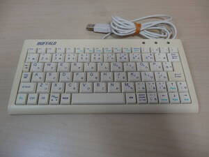 [送料無料 即決] BUFFALO 小型USBキーボード BKBUJ77WHA USED