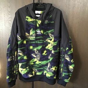 アディダス♪着用2回♪総ロゴマーク♪美品♪フリース♪S♪パーカー♪adidas♪洗濯済