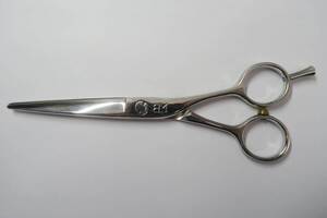 Dランク【BM SCISSORS】 MW60 シザー 美容師・理容師 6.0インチ 右利き 【中古】:H-7705