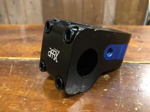 自転車　KHE BIKES AFFIX STEM　50mm BLACK/BLUE 即決　送料無料　新品未使用