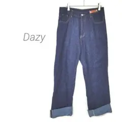 【Dazy】デニムパンツ ボーイフレンド 大きいサイズ シンプル ロールアップ