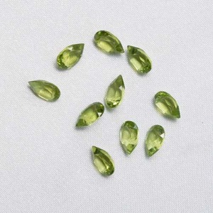 ペリドットルース　4x6mm ペアシェープ 2石セット